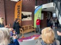 Nieuwe bankjes en een lunchpakket bewoners Dukdalf