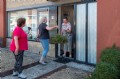 Een zomerse hangplant voor trouwe huurders