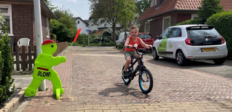 Victor Veilig in Rein Miedemastraat met Betere Buurtfonds