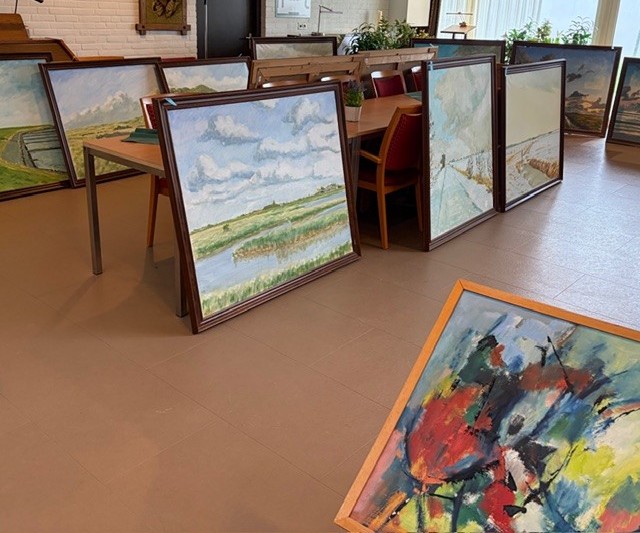 Extra verkoopronde schilderijen in Almenum