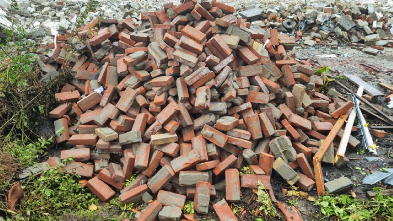 35.000 bakstenen van Dokkum naar Harlingen